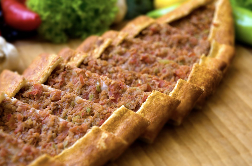 Kıymalı Pide
